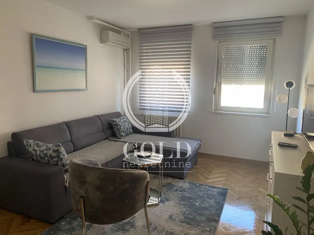 Stan - Novi Sad Sajmište - 204011256