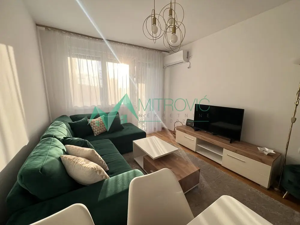 Stan - Novi Sad Socijalno - 9101898