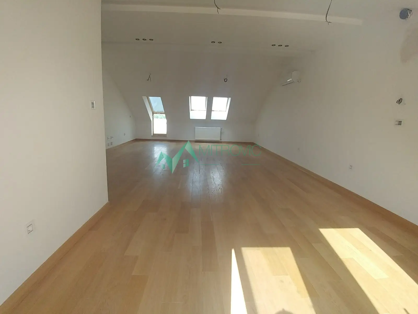 Stan - Novi Sad Novo Naselje - 9101425