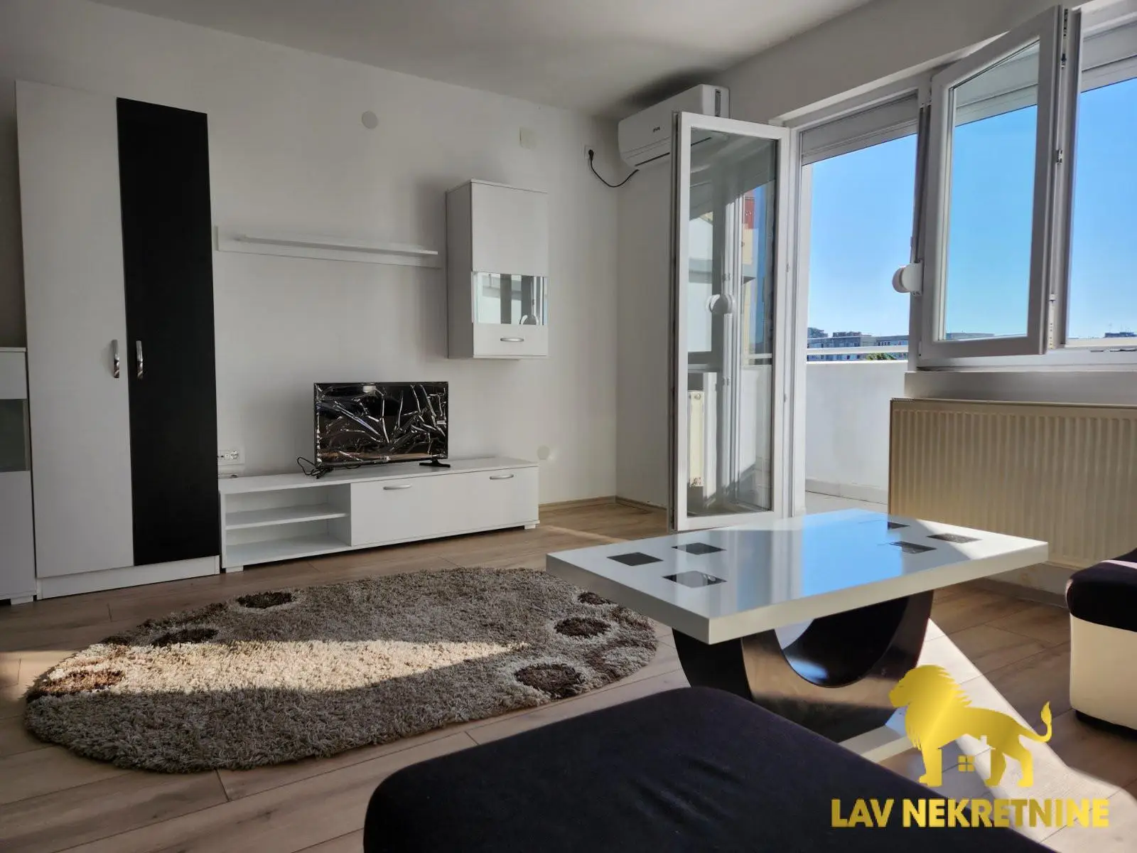 Stan - Novi Sad Liman 4 - 1000422