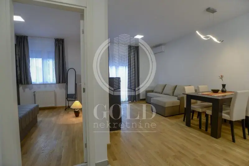 Stan - Novi Sad Salajka - 204003610