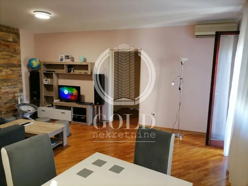 Stan - Novi Sad Salajka - 204006216