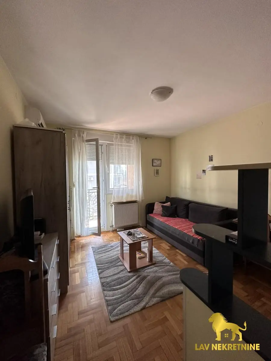 Stan - Novi Sad Bulevar Evrope - 9104988