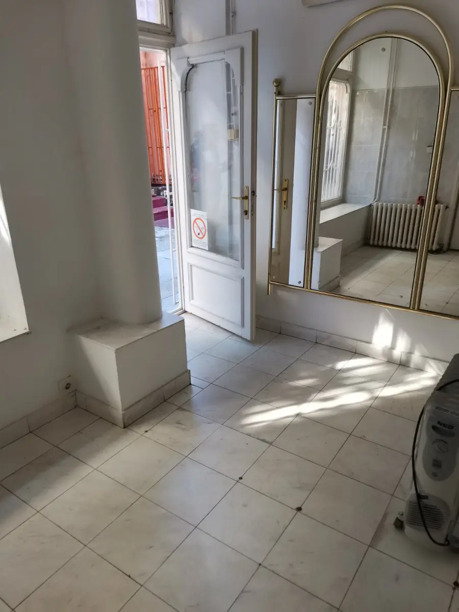 Lokal - Novi Sad Centar - 8080212