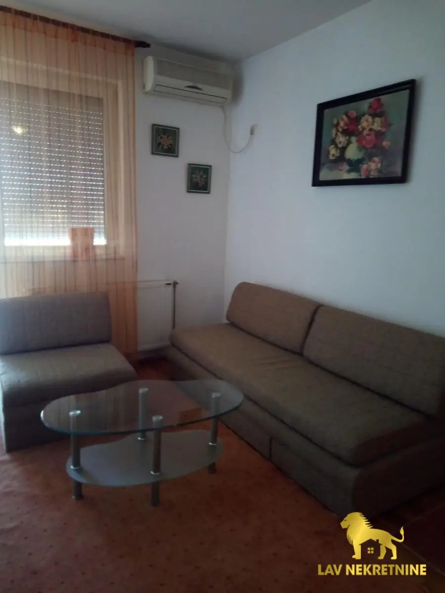 Stan - Novi Sad Bulevar Evrope - 9106964