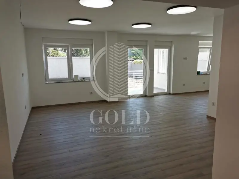 Kuća - Novi Sad Salajka - 204003497