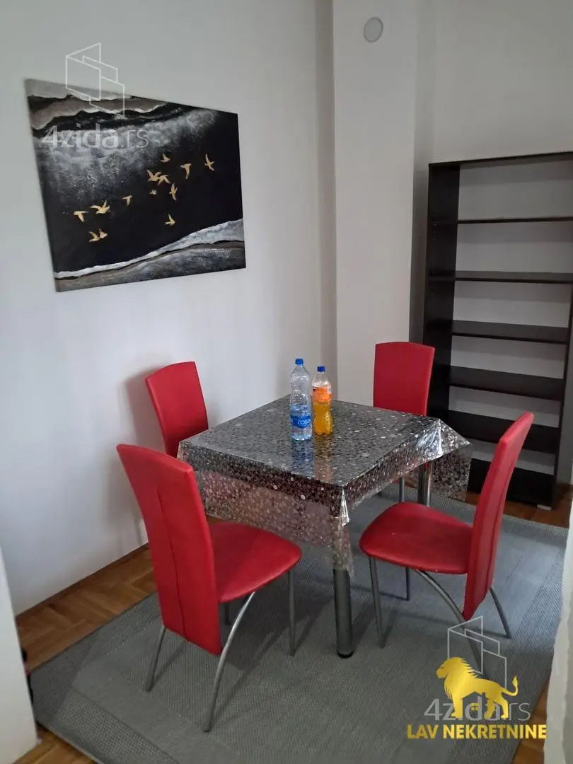 Stan - Novi Sad Bulevar - 9107189