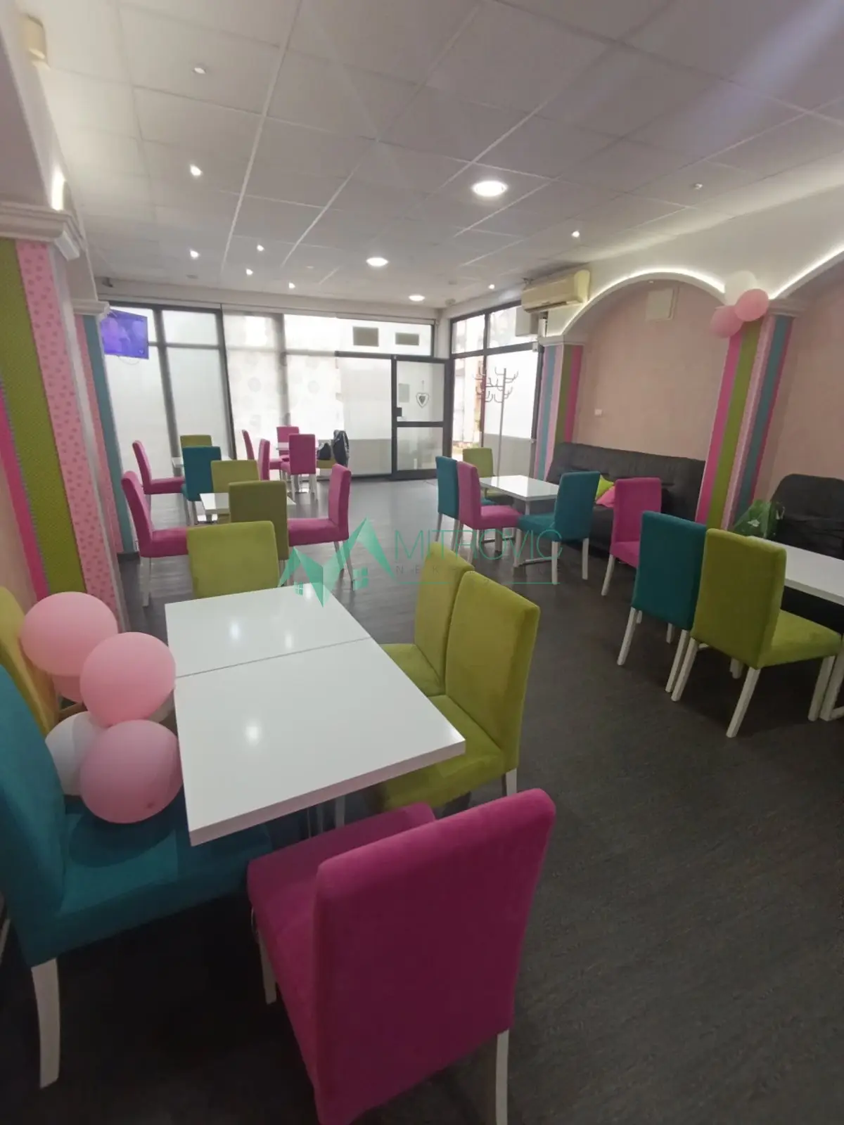 Lokal - Sremska Kamenica Tatarsko brdo - 9101689