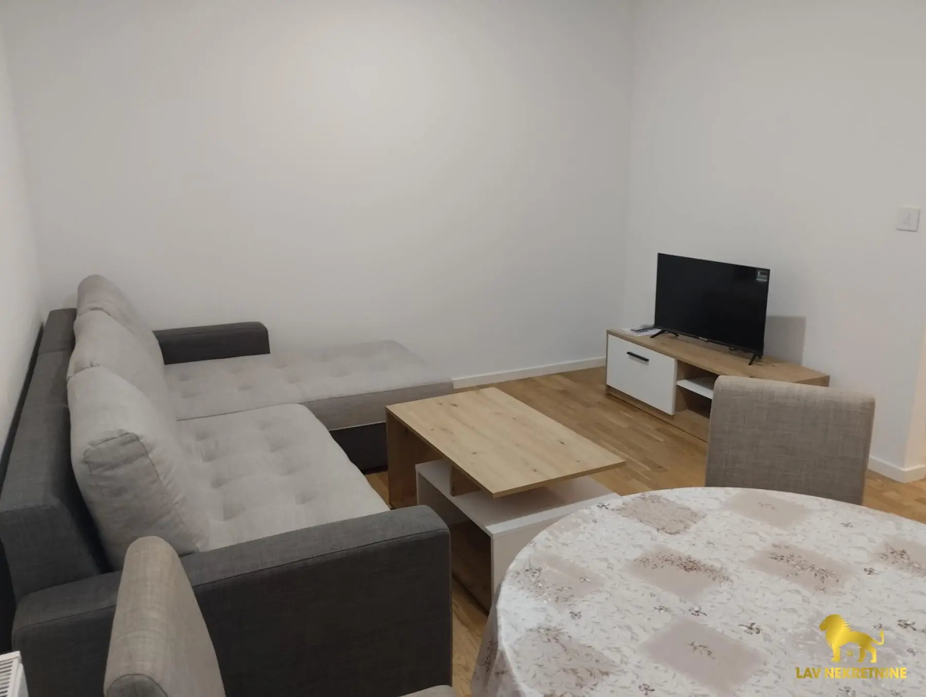 Stan - Novi Sad Bulevar Evrope - 9105208