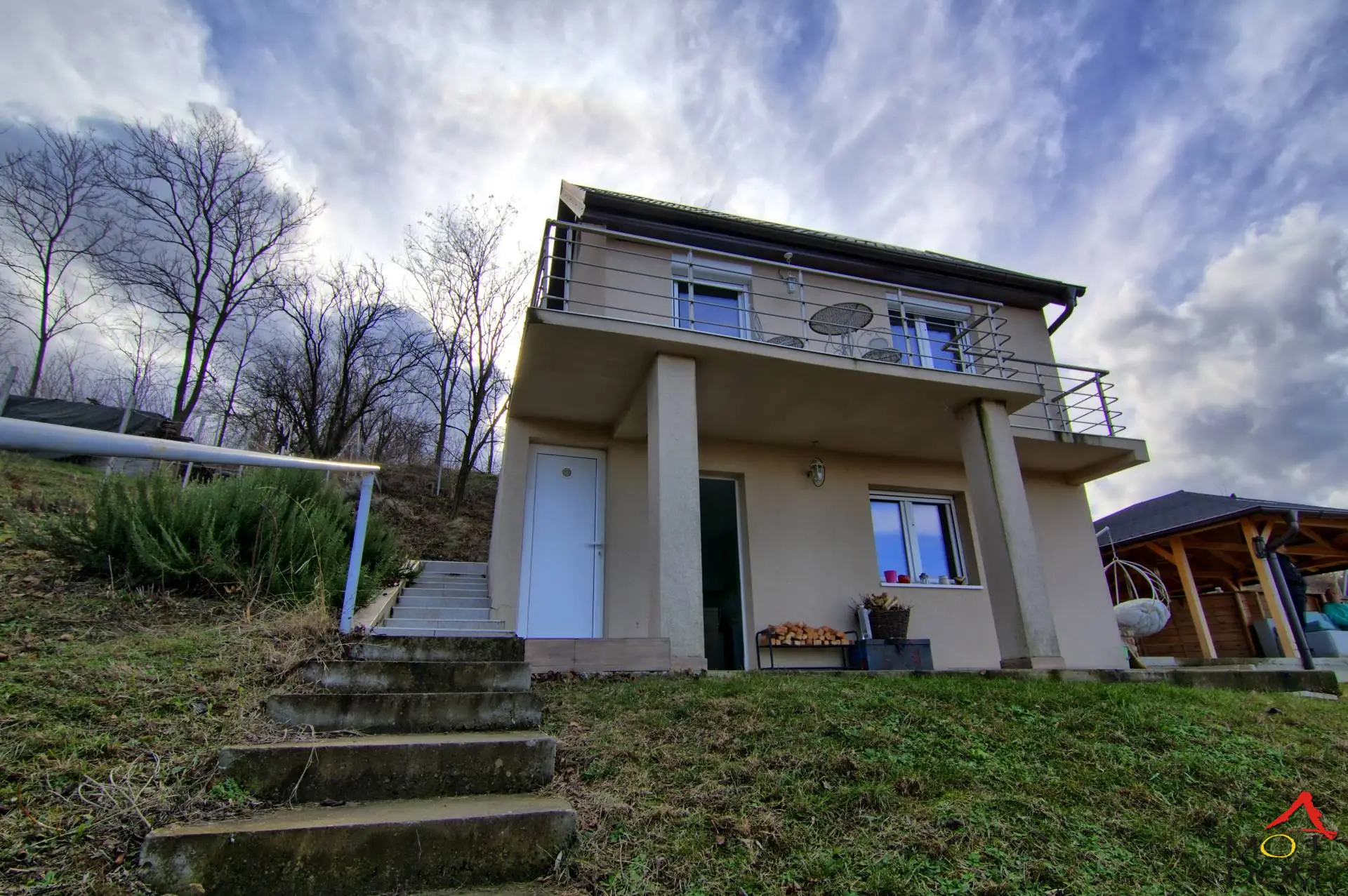 Weekend house with panoramic view of Novi Sad and the Danube – Liparije, Fruška Gora

If you are looking for a weekend house with a view of Novi Sad and the Danube, this property is a unique opportunity worth seeing.

On a spacious plot of 3,113