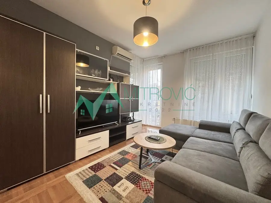 Stan 38m² — Centar, Novi Sad