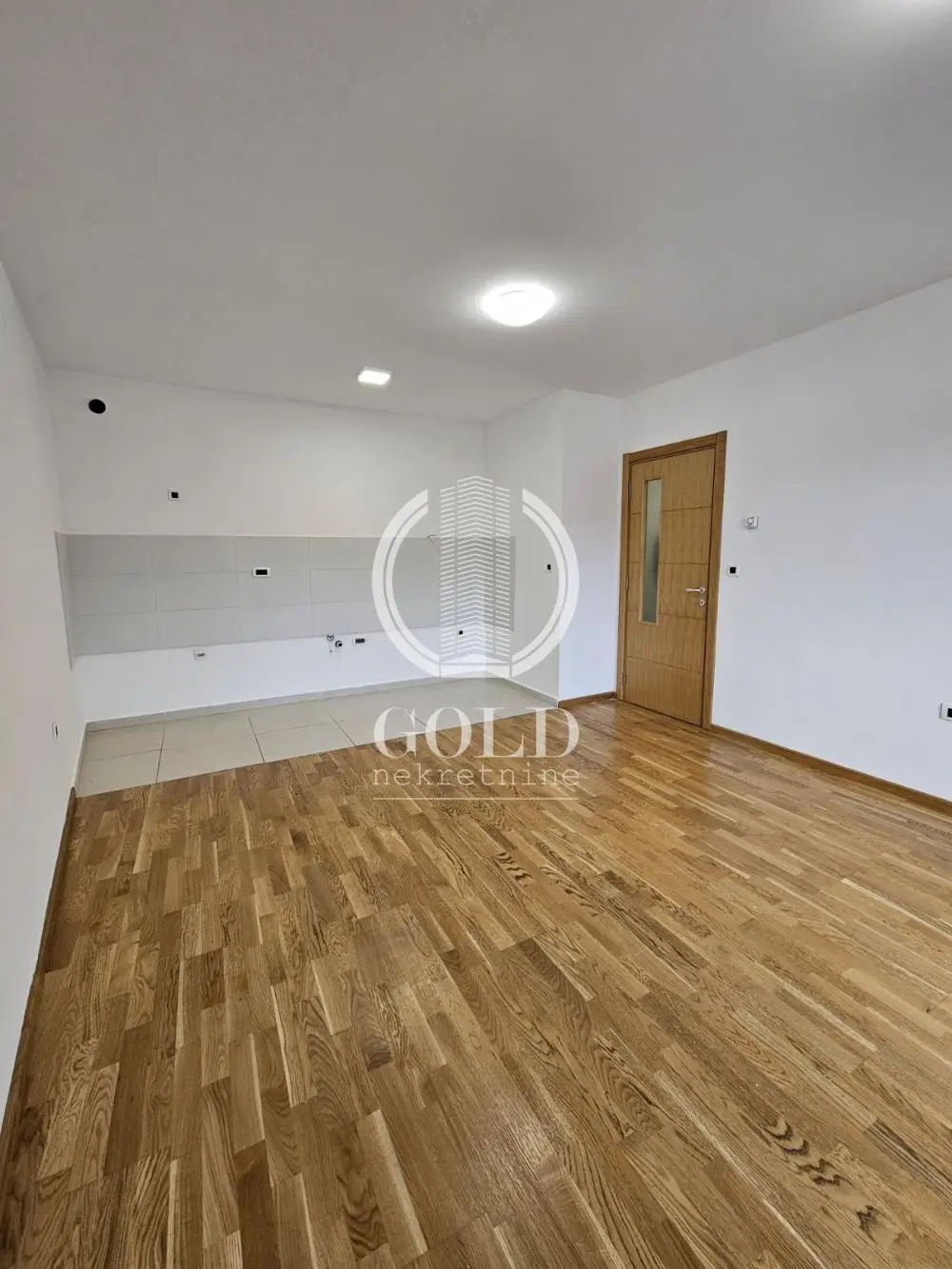 Stan 64m² — Petrovaradin, Petrovaradin (Novi Sad)