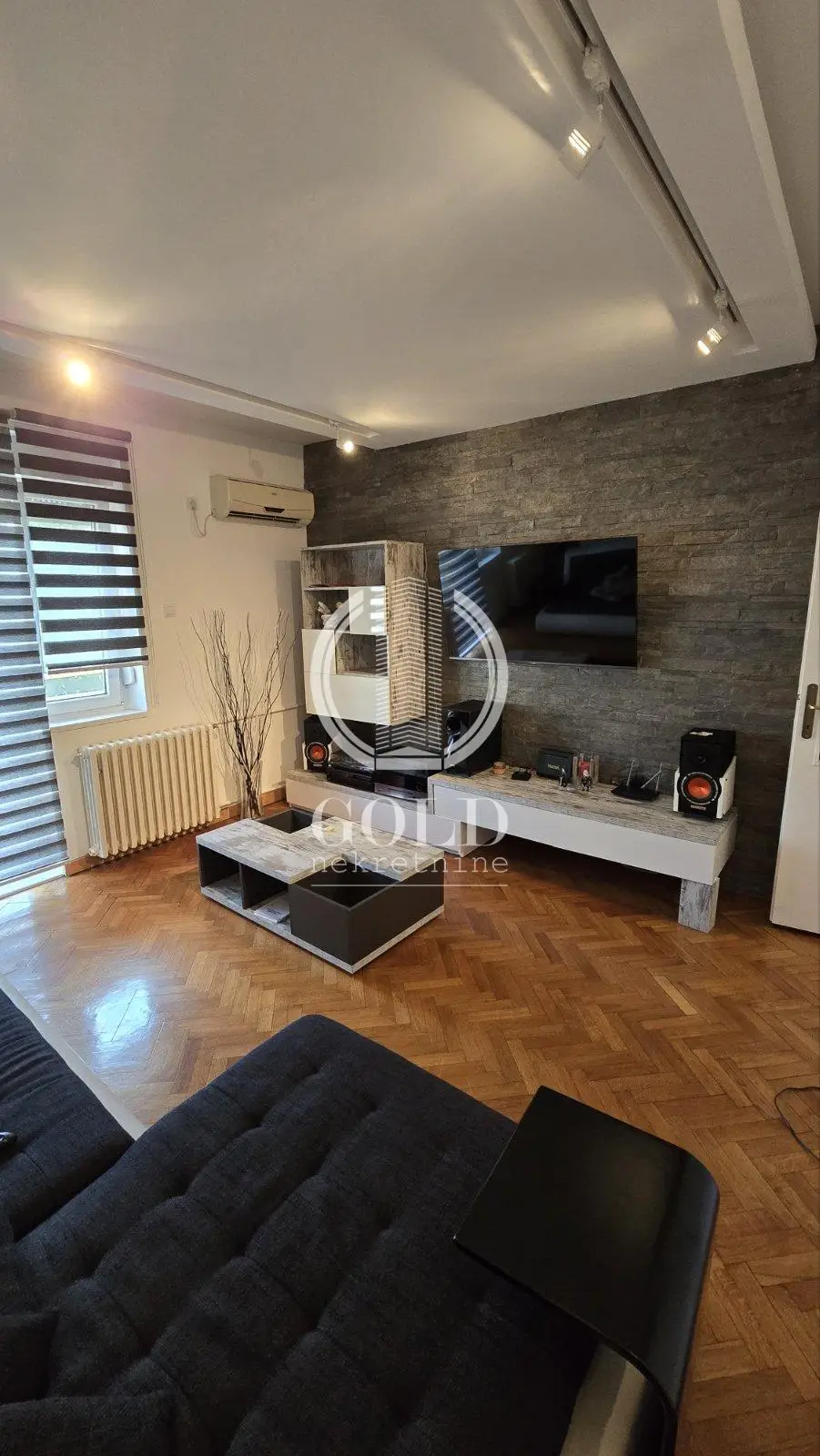 We rent a 2.5-room apartment in Novi Sad, Beogradski kej, 500e. ID#8225