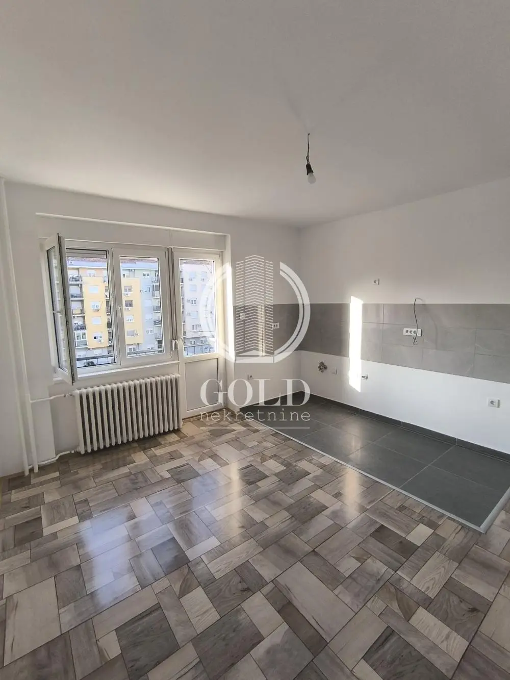 Two and a half room apartment for sale, Grbavica ID#11638