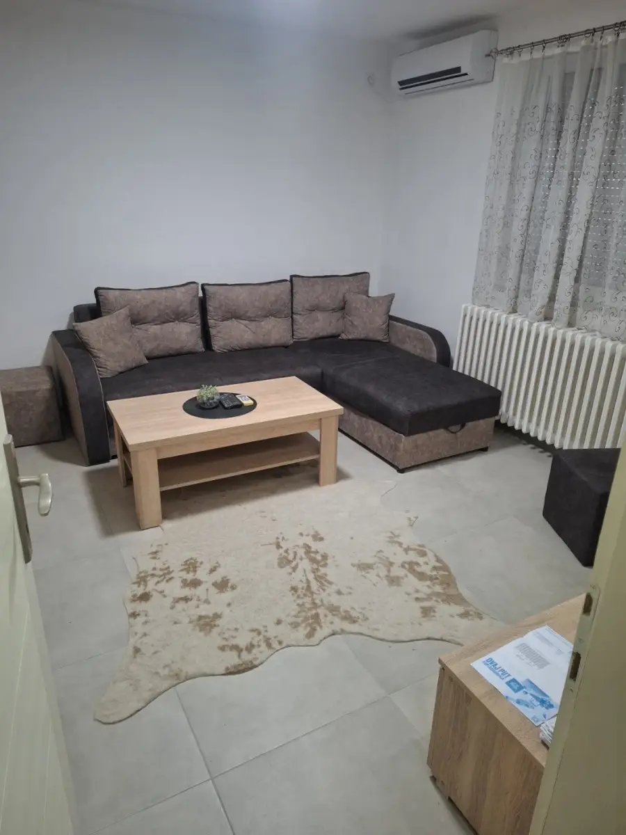 <p>Novi Sad-Satelit</p><p>Completely renovated one-bedroom apartment&nbsp; in Satelit with a separate kitchen. The apartment is located on</p>