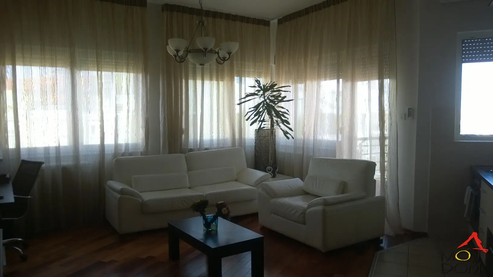 For sale three-room apartment 67m² – New build, Bulevar Evrope, 4th floor, excellent location

A partially furnished three-room apartment is for sale in a new building at an attractive location – Bulevar Evrope, Novi Sad. The apartment is on the fourth floor of the building