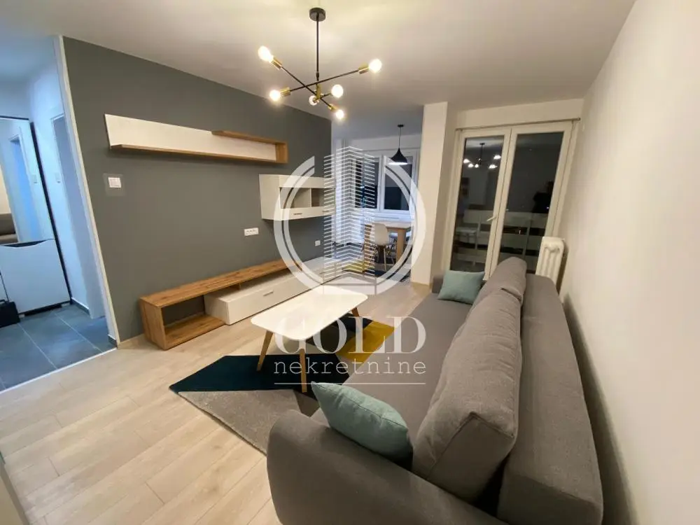 Apartment for sale - one room - Bulevar Oslobođenja ID#11649