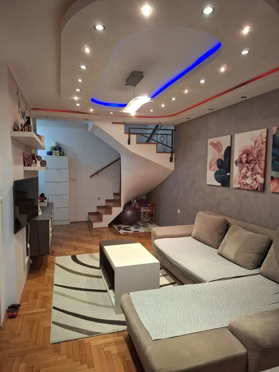 Stan 70m² — Detelinara, Novi Sad
