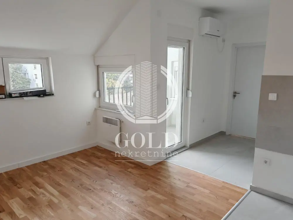 Stan 36m² — Grbavica, Novi Sad