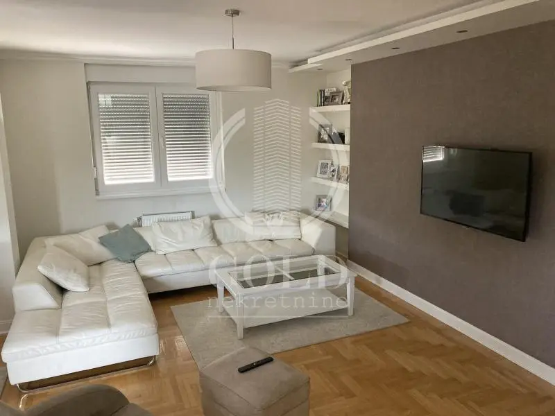 Stan 73m² — Podbara, Novi Sad