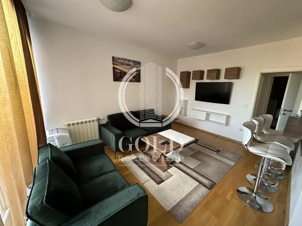 Stan 44m² — Centar, Novi Sad