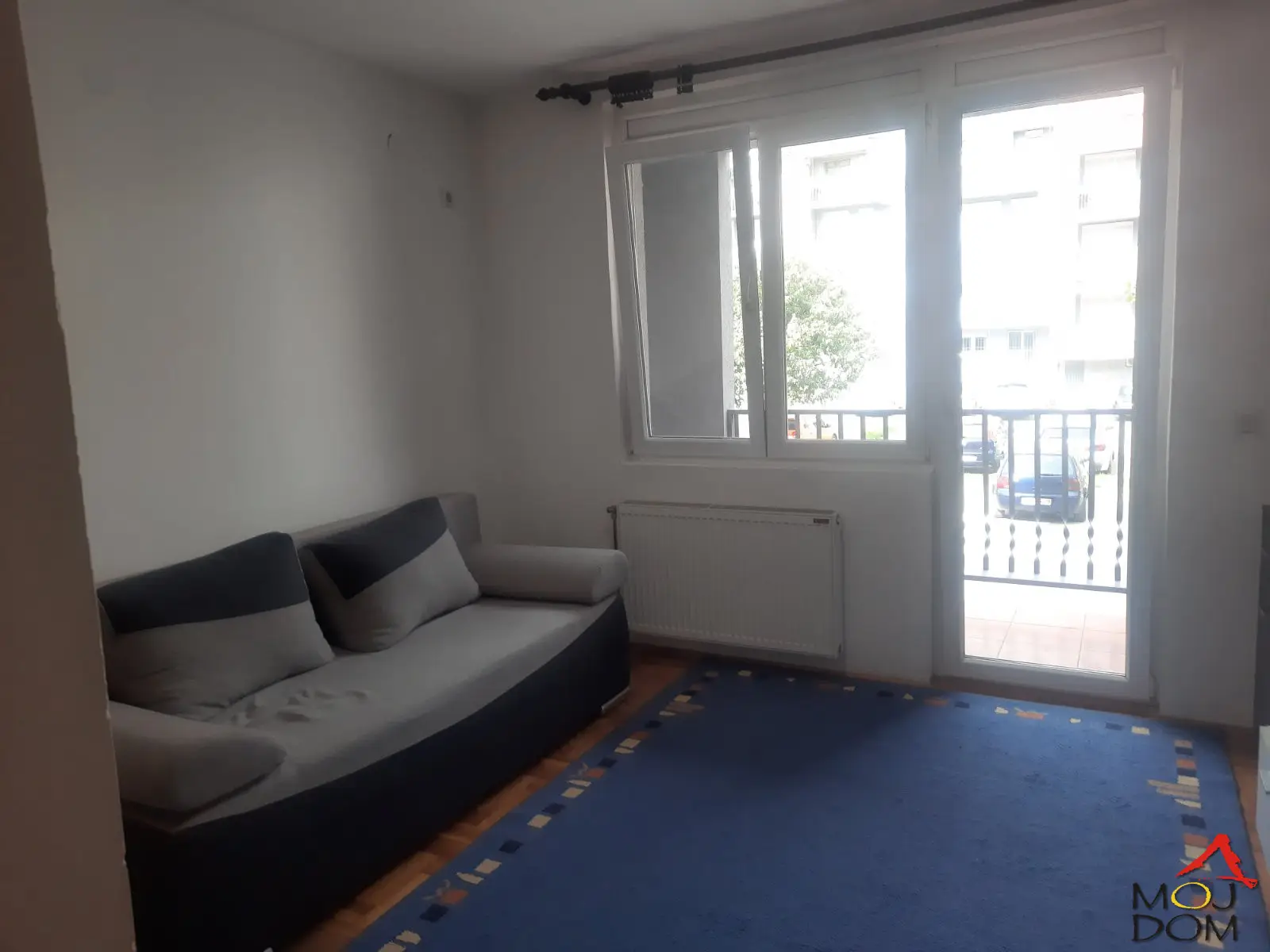 Studio apartment for rent in Detelinara, near Merkur, Lidl, and Railway Park. The apartment is fully equipped and ready to move in immediately. It has a terrace and is very bright, and its location makes all amenities easily accessible. Also, super a