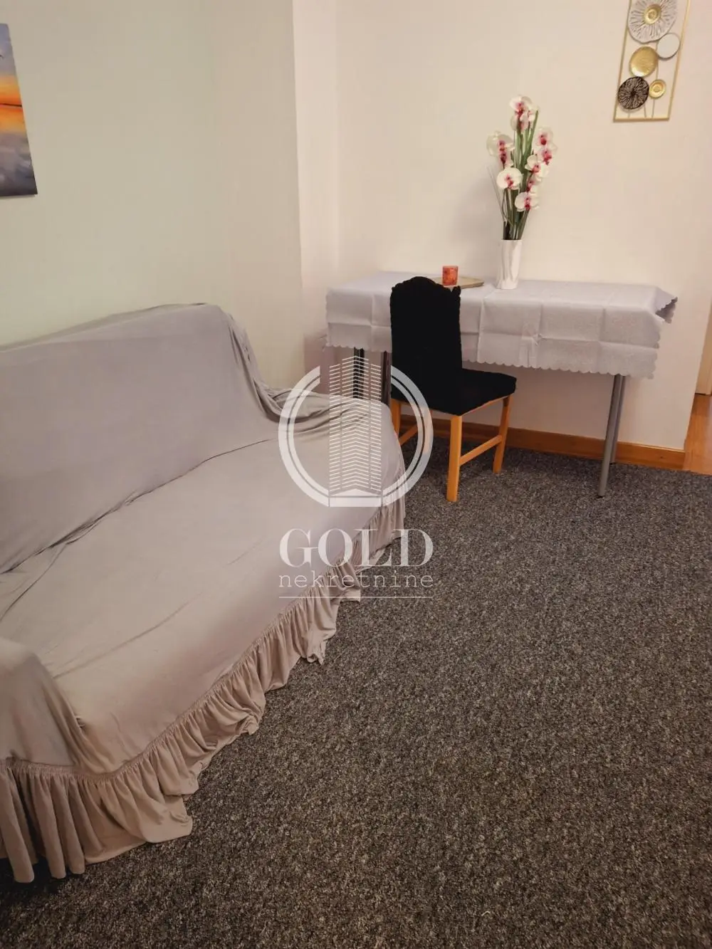 Продажа - двухспальная с гостиной - 54м2 - Грбавица ID#11577