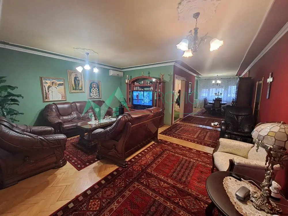 Novi Sad, Petrovaradin - House with an area of 250 m2