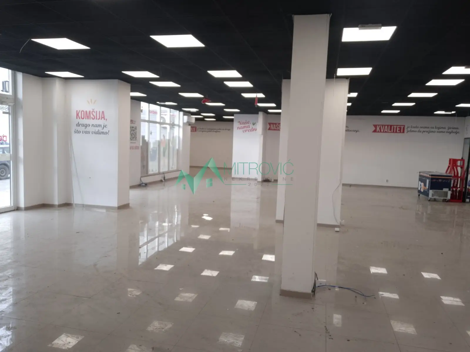 NOVO NASELJE-JUGOVIĆEVO | FANTASTIC COMMERCIAL SPACE 306 m²