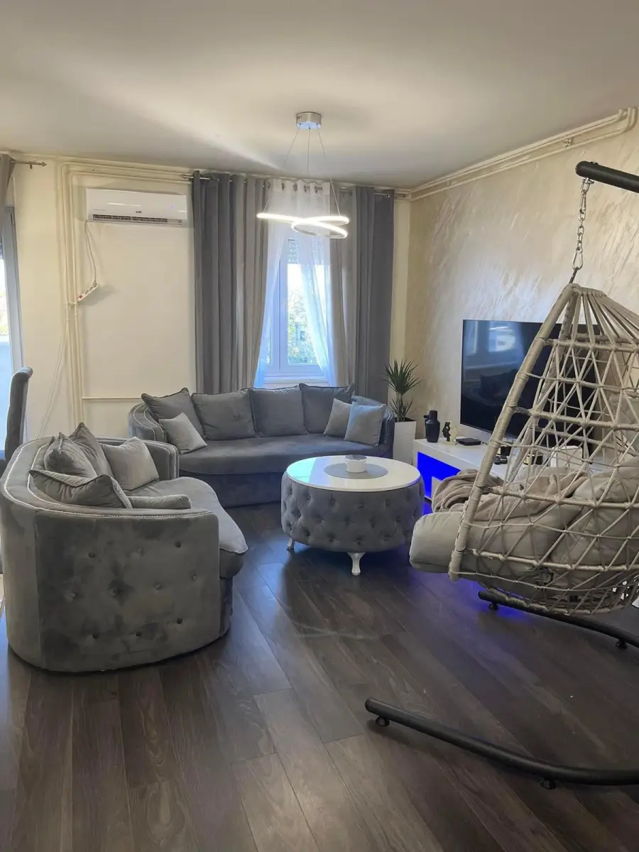 Novi Sad, Nova Detelinara, Excellent five-room, completely renovated and arranged apartment, usable area 124m2, registered 1