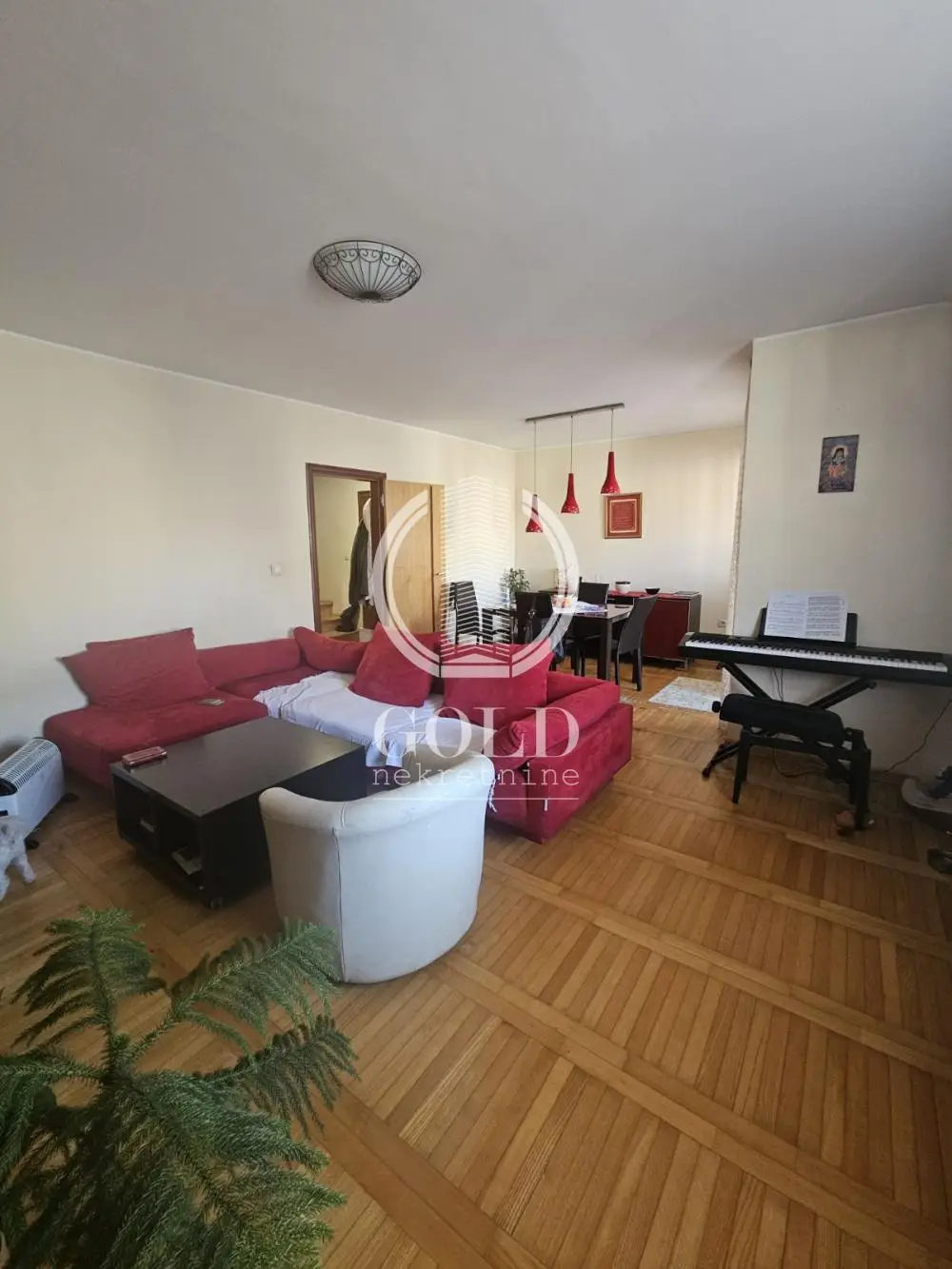 Stan 120m² — Detelinara, Novi Sad