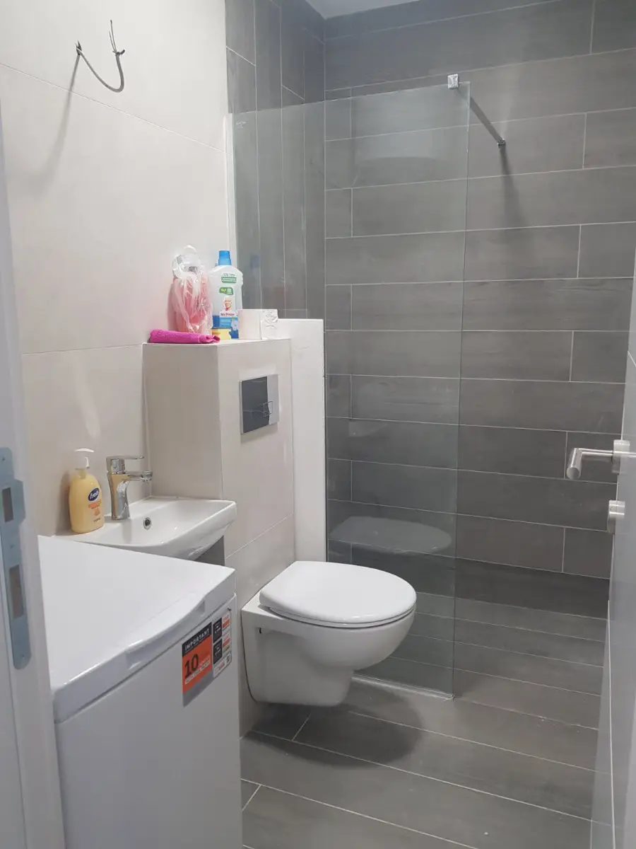 <p>New and fully equipped luxury studio apartment in Čerevićka Street in Adice. Located on the ground floor, has a private y