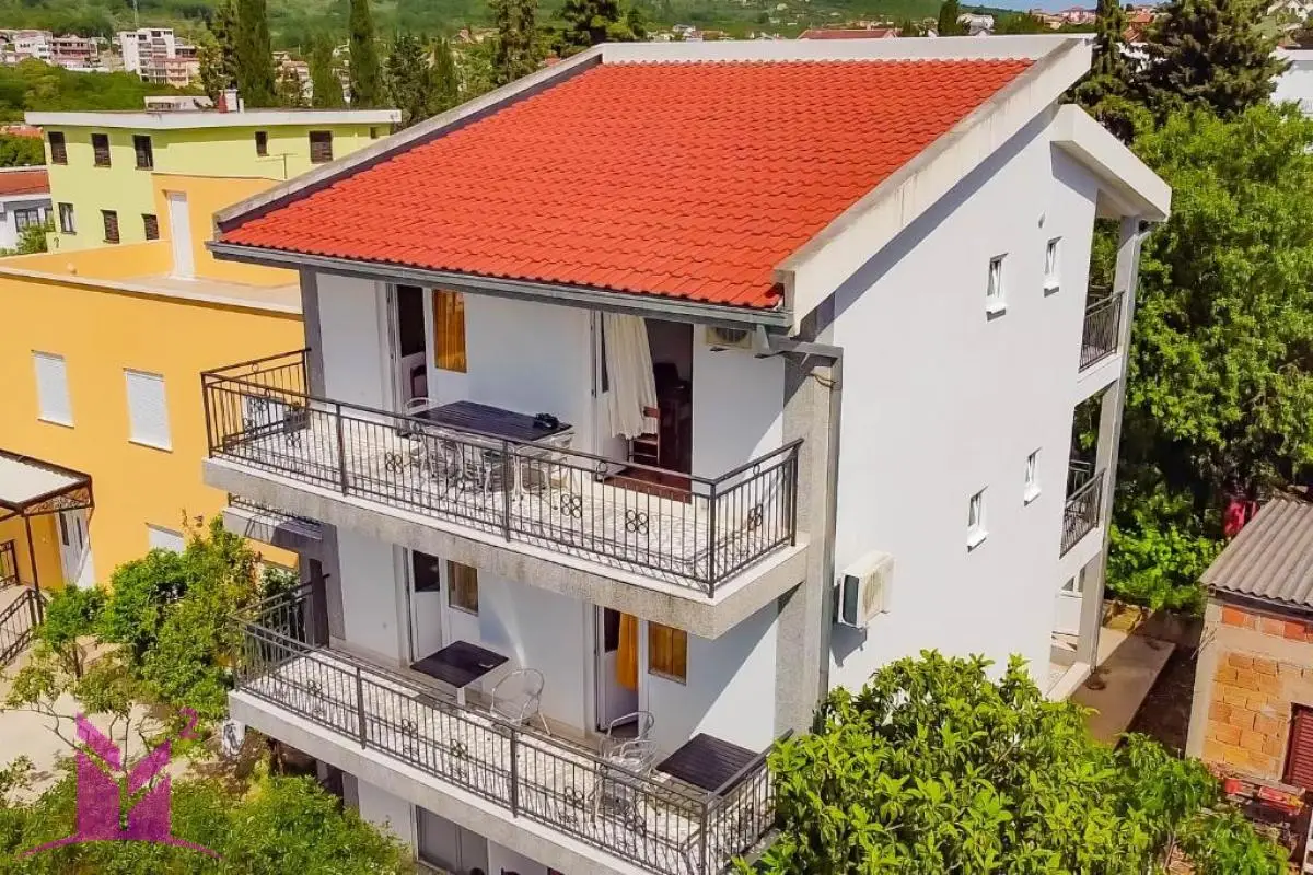 * Dobre vode - Villa *