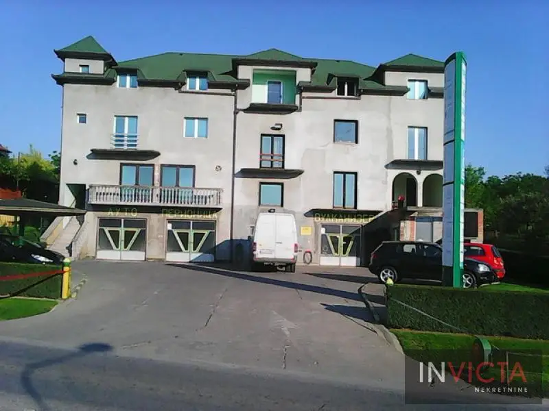 Residential-business building