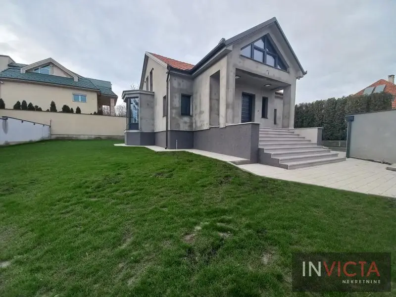 New family house–Sremska Kamenica