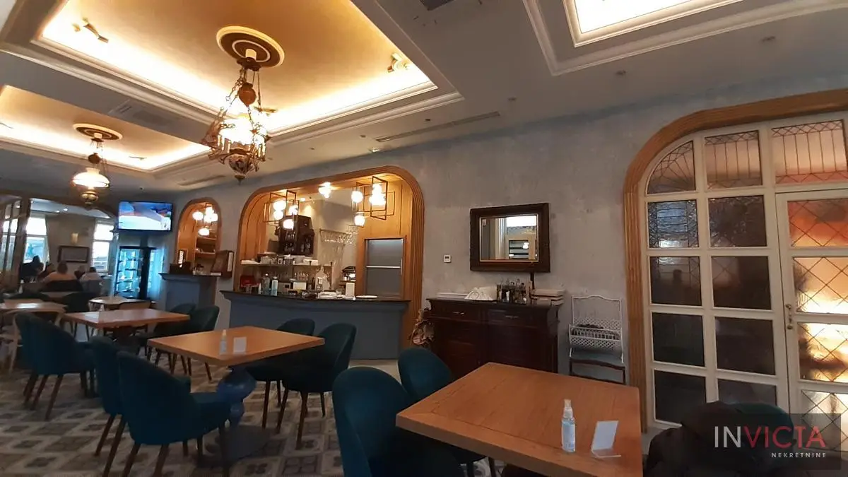 Novi Sad, restaurant-hotel, center