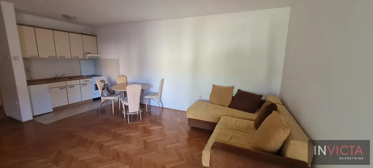 Two-room apartment in Grbavica