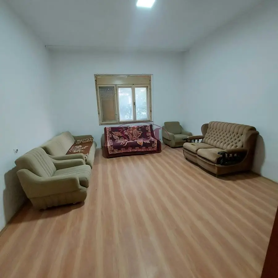 Srbobran, Turija, Move-in ready house in the center