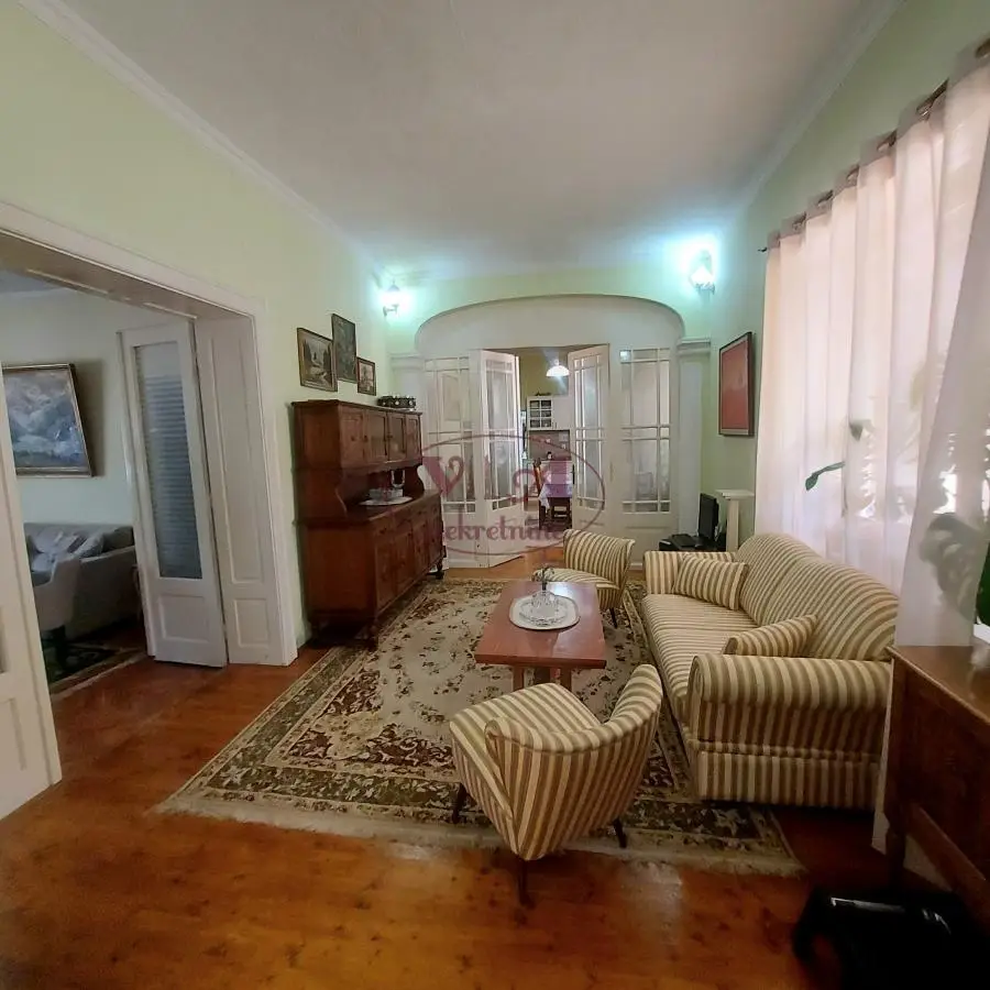 Srbobran, Beautiful salon house with shop - fully furnished with mini gym