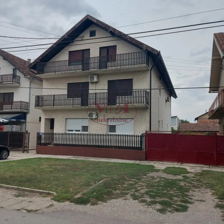 Temerin, Bački Jarak, Excellent house and business space for two families
