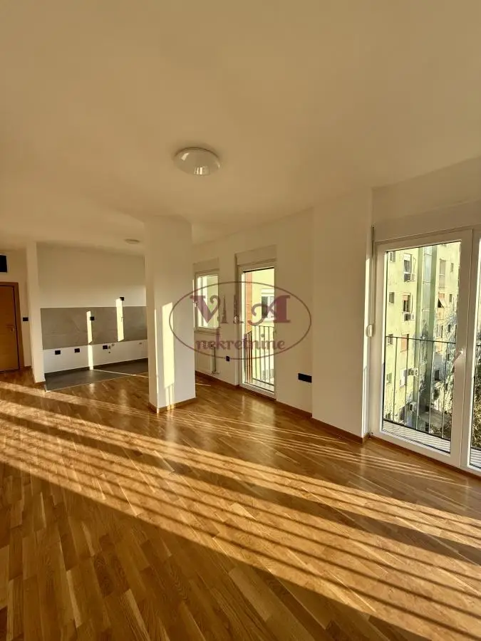 Novi Sad, Sajam, great three-room apartment in an excellent location