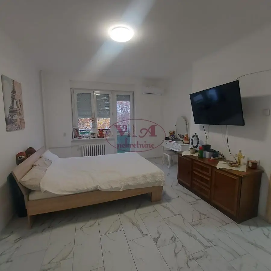 Novi Sad, Kej, beautiful two-room apartment with a view of the Kej