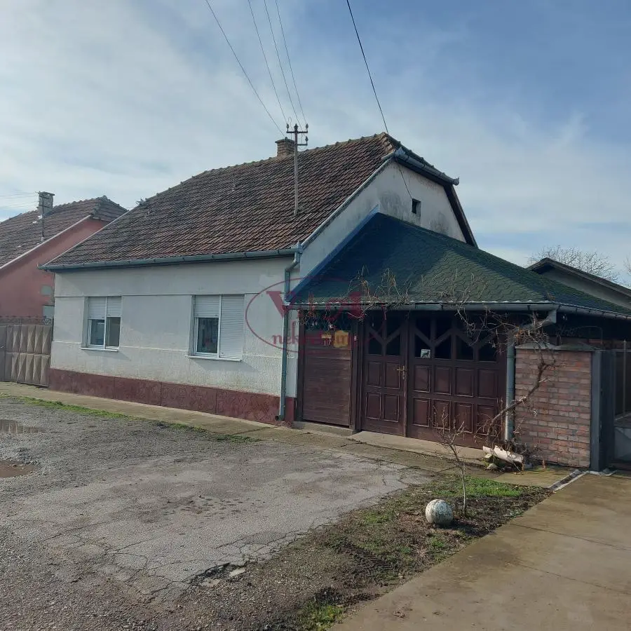 Srbobran, comfortable house with production hall
