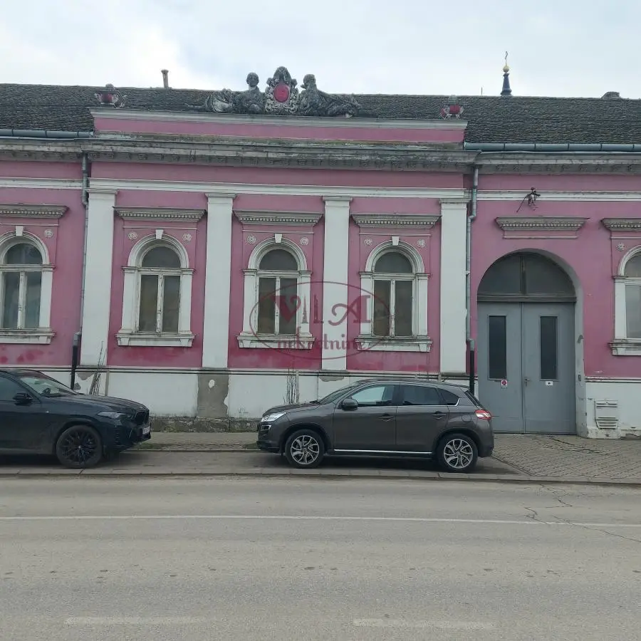 Srbobran, Salon house in the center of Srbobran