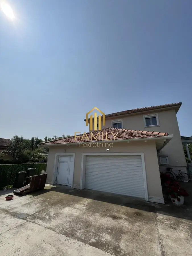 Beautiful four-bedroom house for sale – Beočin – 167 m² – €203,940