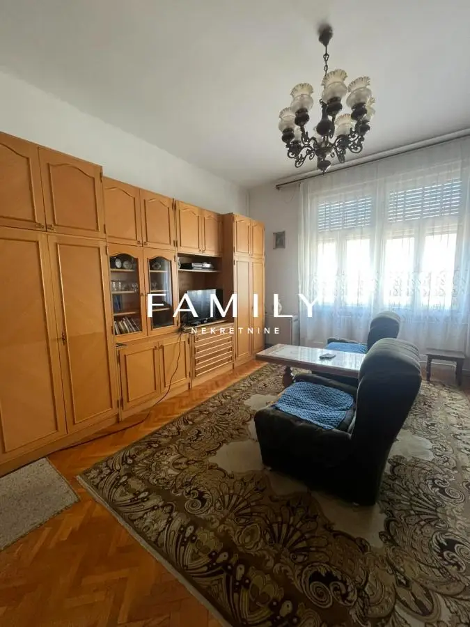 Salon apartment for sale in Jevrejska Street, 102m2