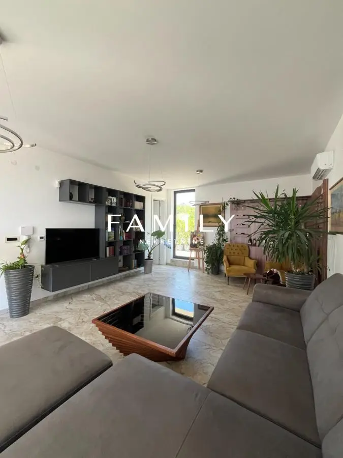 Luxury apartment for sale, Sremska Kamenica, 145m2
