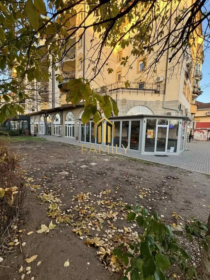Commercial space for sale at an attractive location near the faculty – ideal for investment!