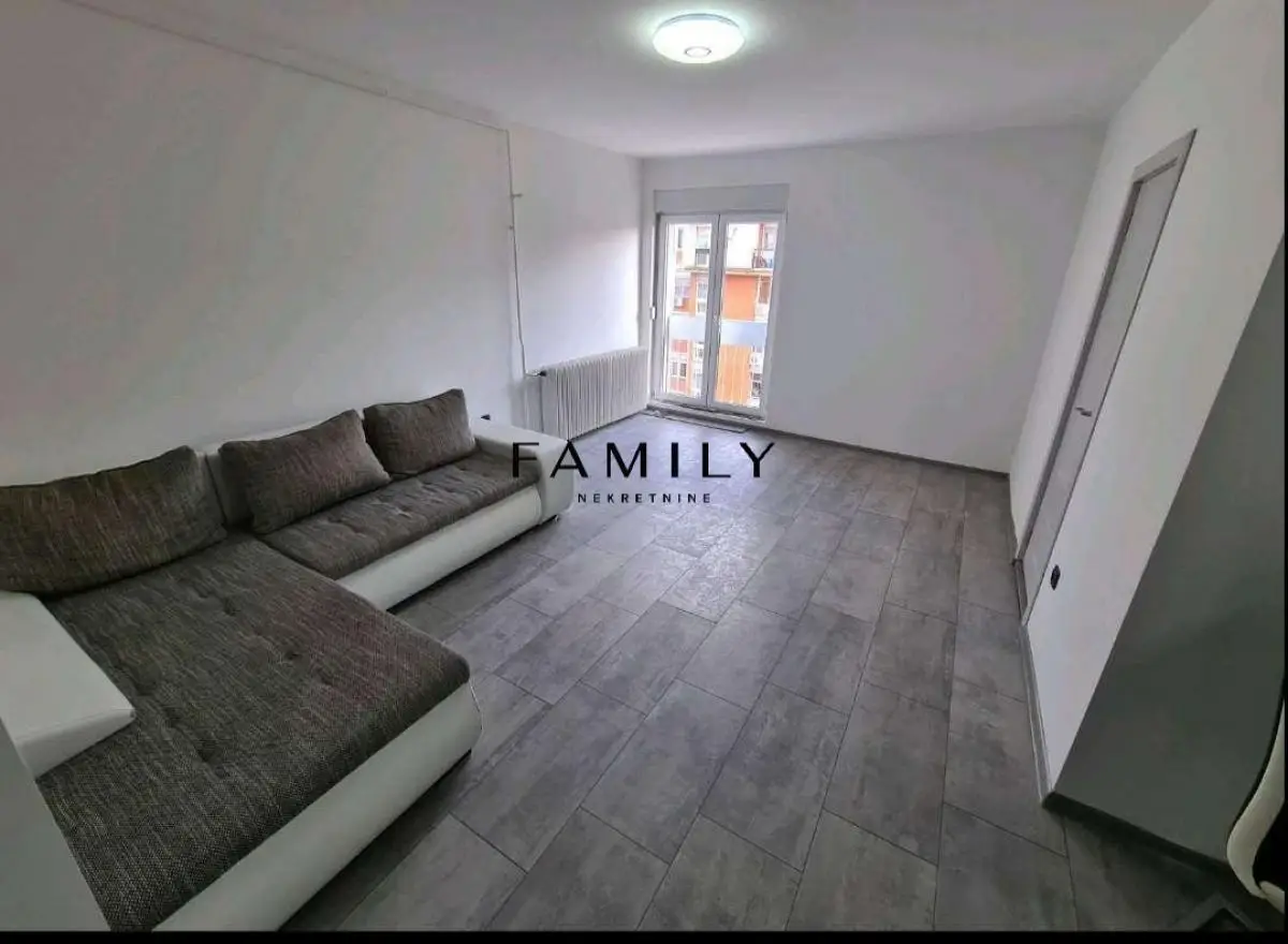 Spacious two-and-a-half-room apartment in Liman – 55m2