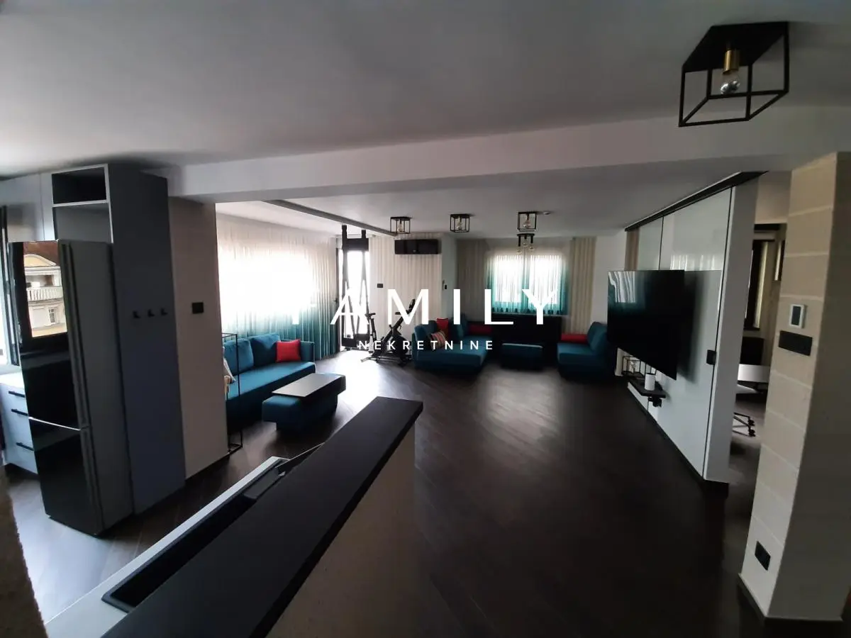 For sale: a luxuriously furnished, fully finished duplex apartment in an excellent location
